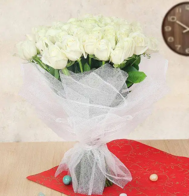 Beautiful White Roses Collection