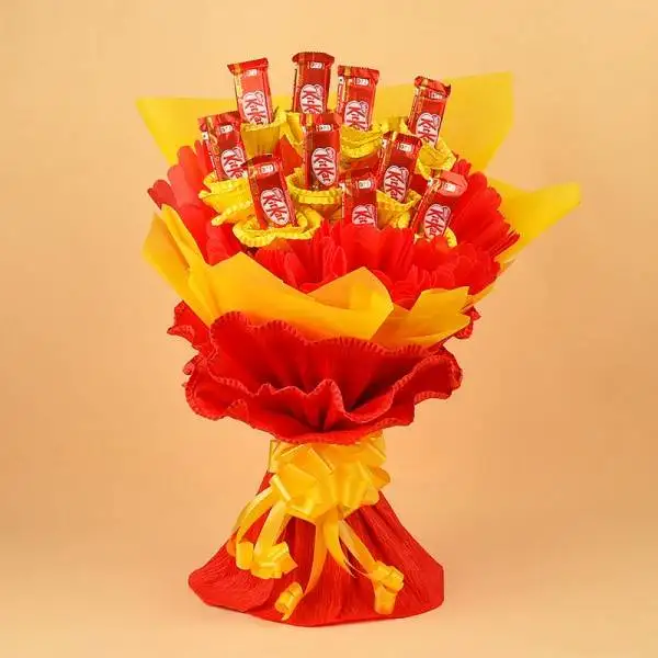 Roses And Chocolate Special Bunch