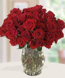 30 Red Roses In Vase