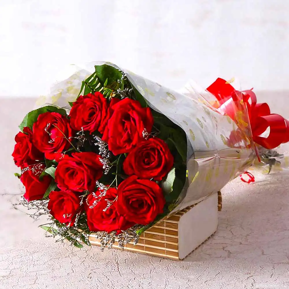 Classic 10 Roses  Bouquet