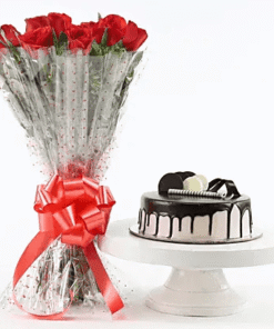Roses And Cake Gift Hamper