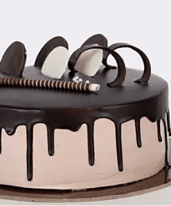 Alternative view of Roses And Cake Gift Hamper