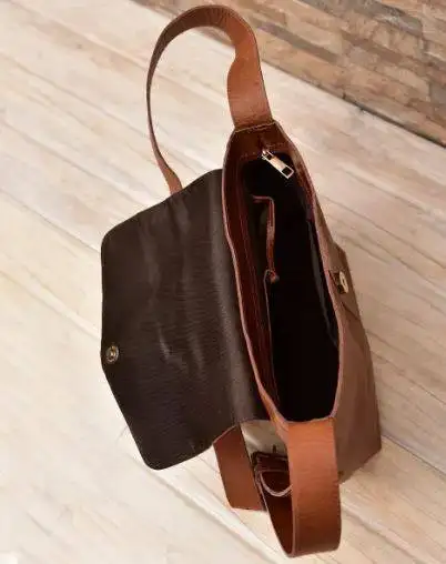Classic Leather  Handbag  For Women - Image 2