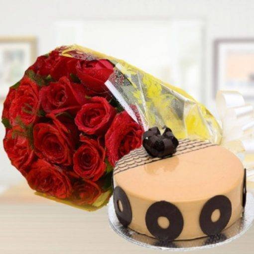 cappuccino cake with roses
