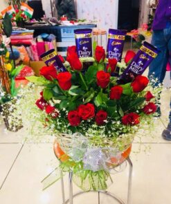 Amazing Rose with Chocolates