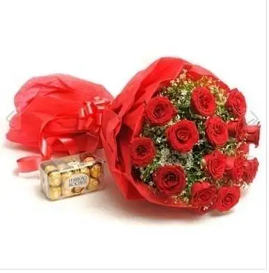 Rochers & Red Roses Bouquet