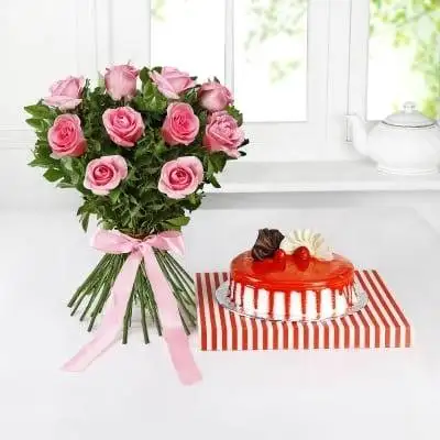 Strawberry Slice and Rose Bouquet