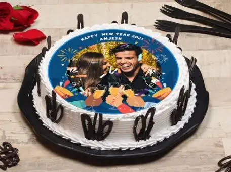 Choco Vanilla Designe Photo Cake