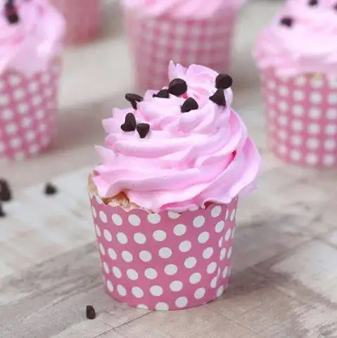 Cup Cakes of Strawberry Flavoured - Image 2