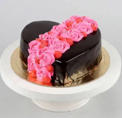 Decorated Roses on Heart - Image 2