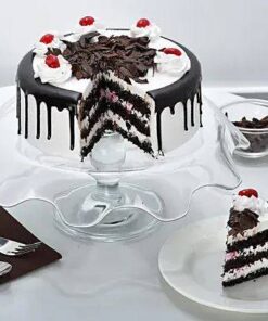 Alternative view of Black Forest Trendy Cake