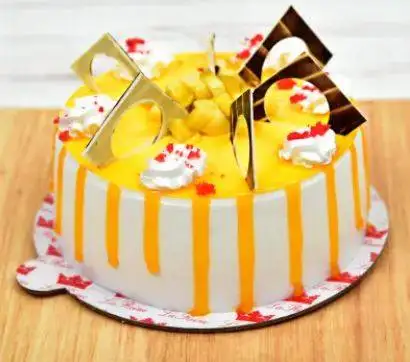 Designer Mango Flavored Cake