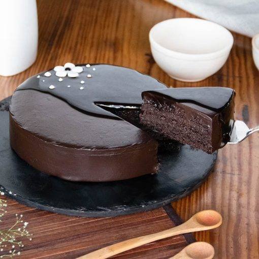 Delighted Choco Dip Cake