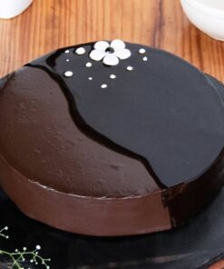 Alternative view of Dark Choco Creamy Cake