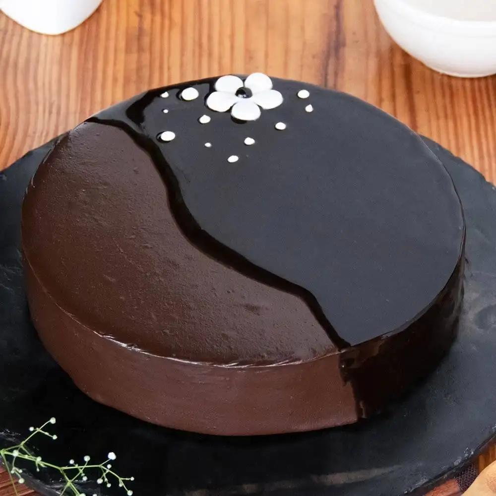 Dark Choco Creamy Cake - Image 2
