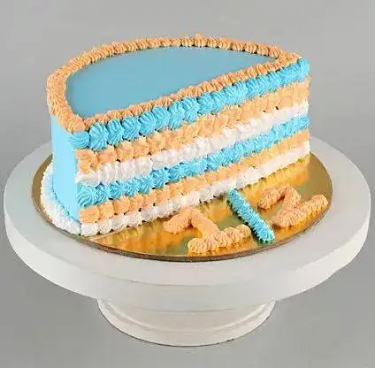Tasty And Creamy Half Cut Cake