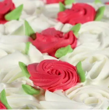 Designer Roses Cake - Image 4