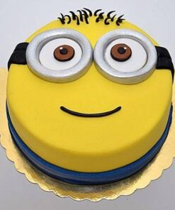 Tasty Creamy Minion Cake