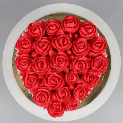 Hearty Roses Cake - Image 6