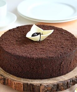 Tasty Creamy Choco Round Shape Cake