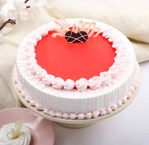 Strawberry Round Shape Cake