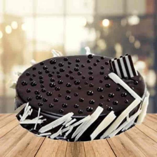 chocolaty ghastly circular cake