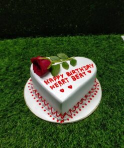 Alternative view of Best Heart Shape Cake