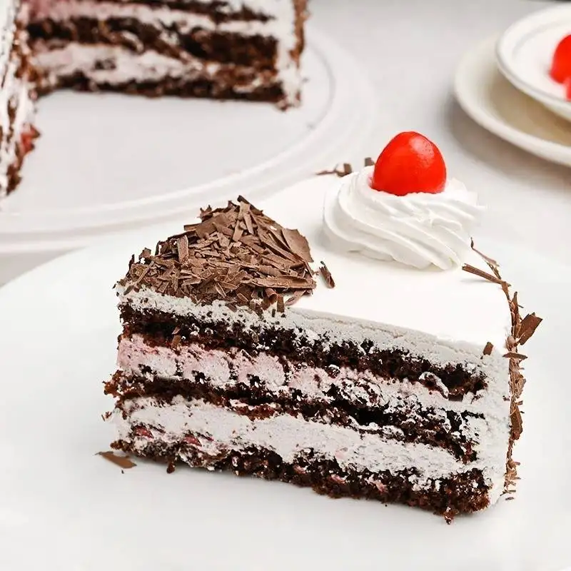 Crunchy Black Forest Cake - Image 3
