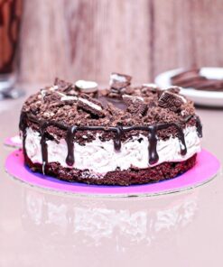 Alternative view of Delicious Crumble Oreo Cake