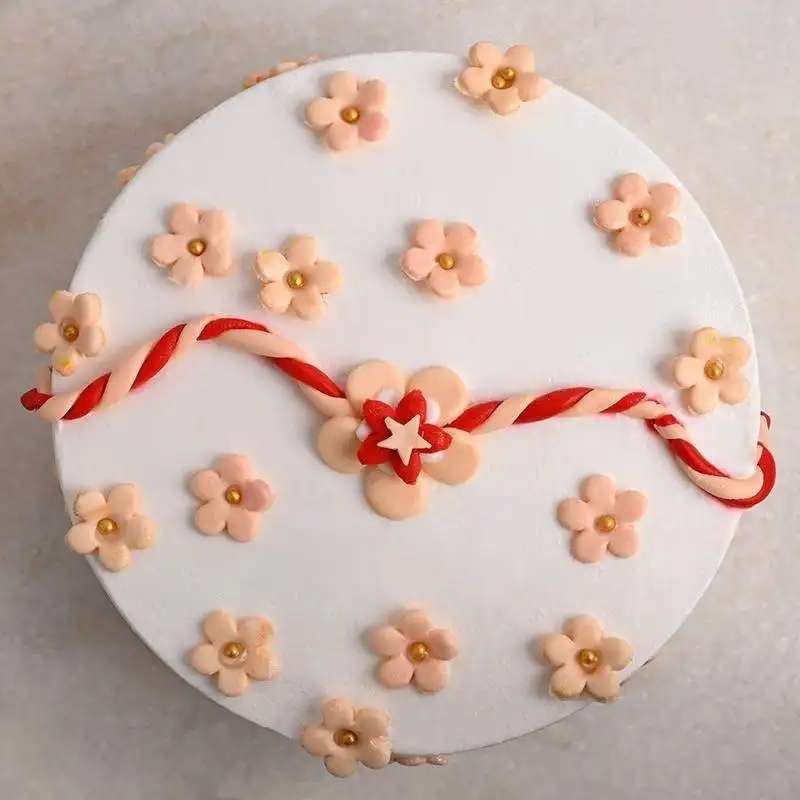 Flowery Designer Rakhi Cake