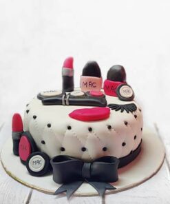 Cutie MAC Kit Cake