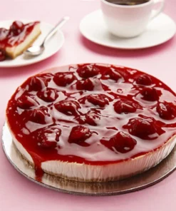 Delicious Cheesy Strawberry Cake