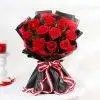 Commendable 10 Red Roses Bouquet