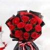 Commendable 10 Red Roses Bouquet