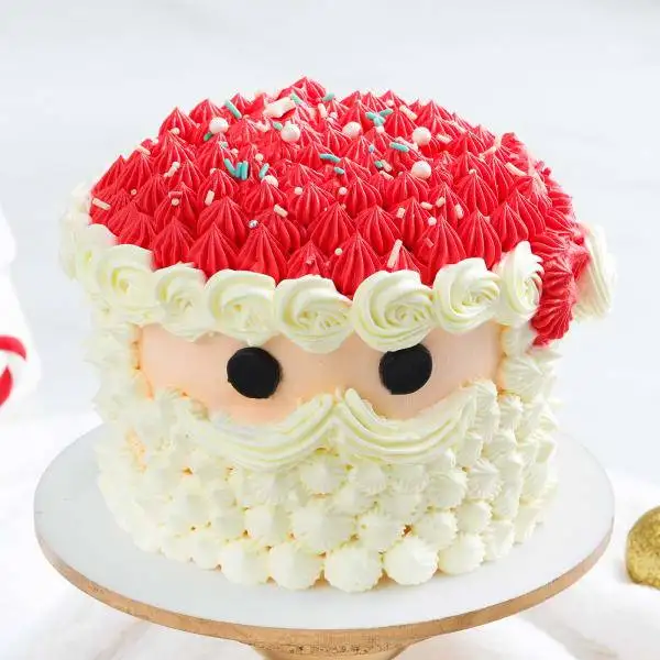 Creamy Santa Cake