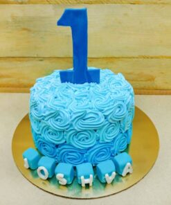 Delicious Blue Roses Cake