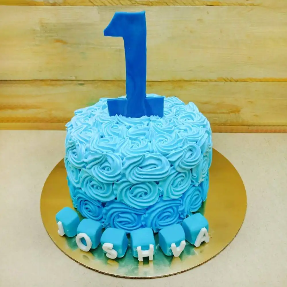 Delicious Blue Roses Cake