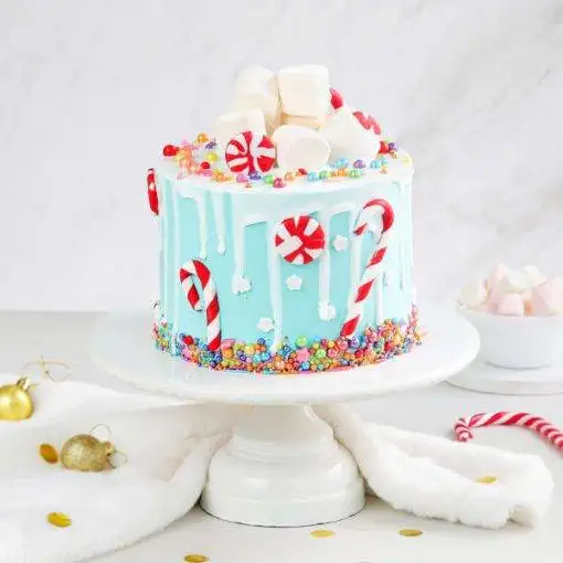 Delicious Loaded Cream Cake