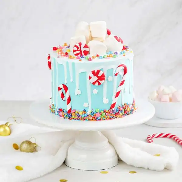 Delicious Loaded Cream Cake