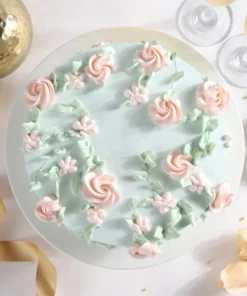 Delicious Rosy Designer Cake