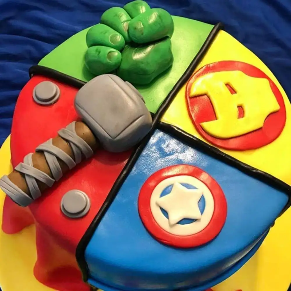 Fondant Cake for Avenger Lovers