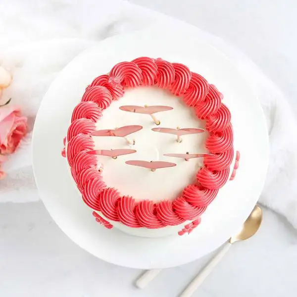 Cake With Heart Tower