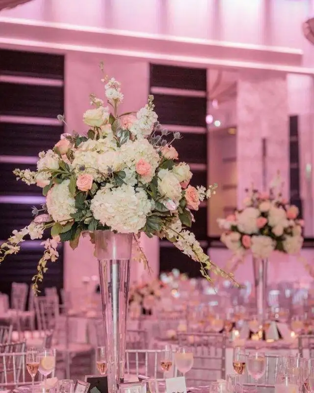 Grand Centerpiece