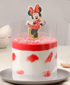 Minnie’s Berry Bliss Pull-Up Cake