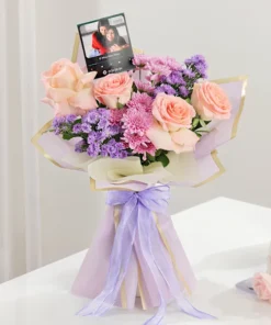 Sweet Blooms & Cake Hug