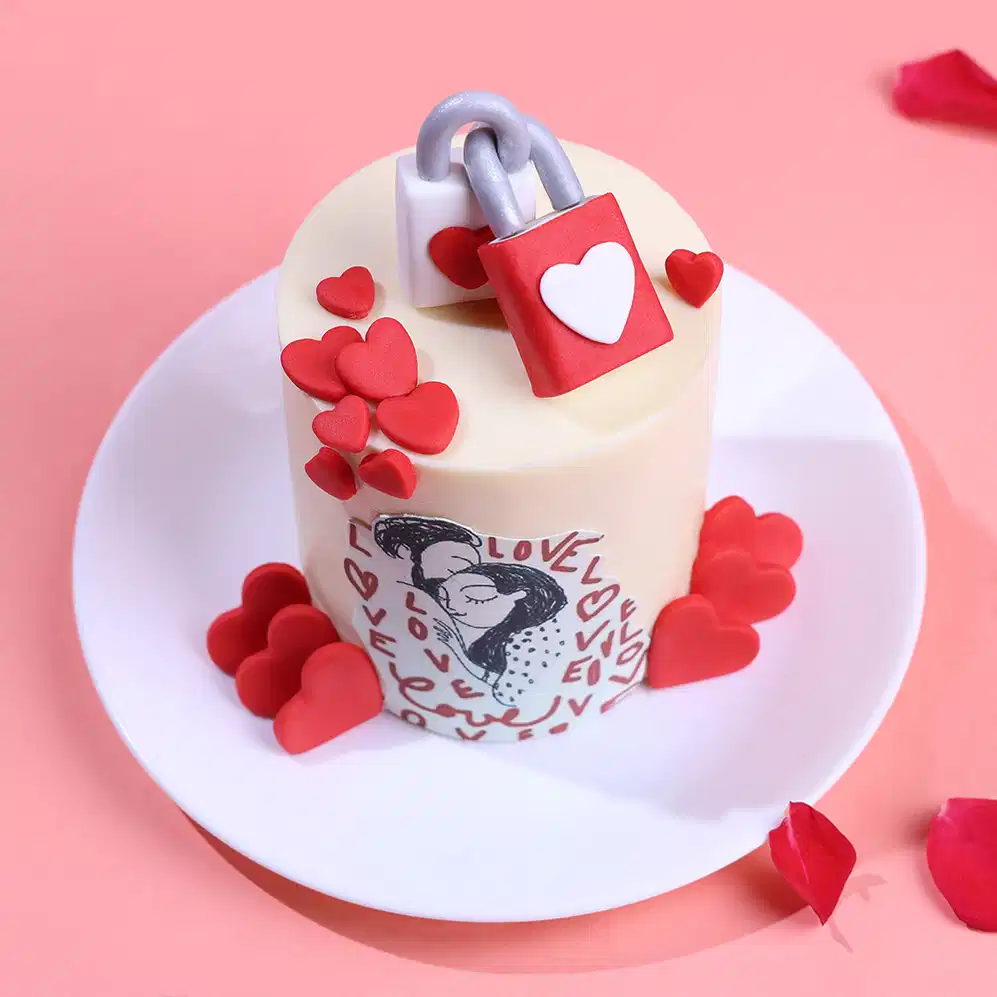 Love Lock Theme Cake